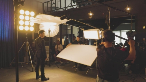 任贤齐钱江摩托广告片拍摄花絮