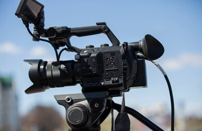 广告片制作公司——让品牌看得见、记得住、被传播的视觉力量