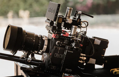 饮料广告片制作公司——用镜头点燃味蕾想象力,让品牌一口入心